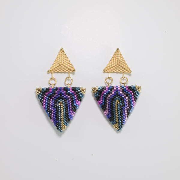 Mesmeric Hue Earrings
